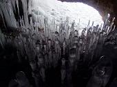 09 Verso il fondo della grotta
